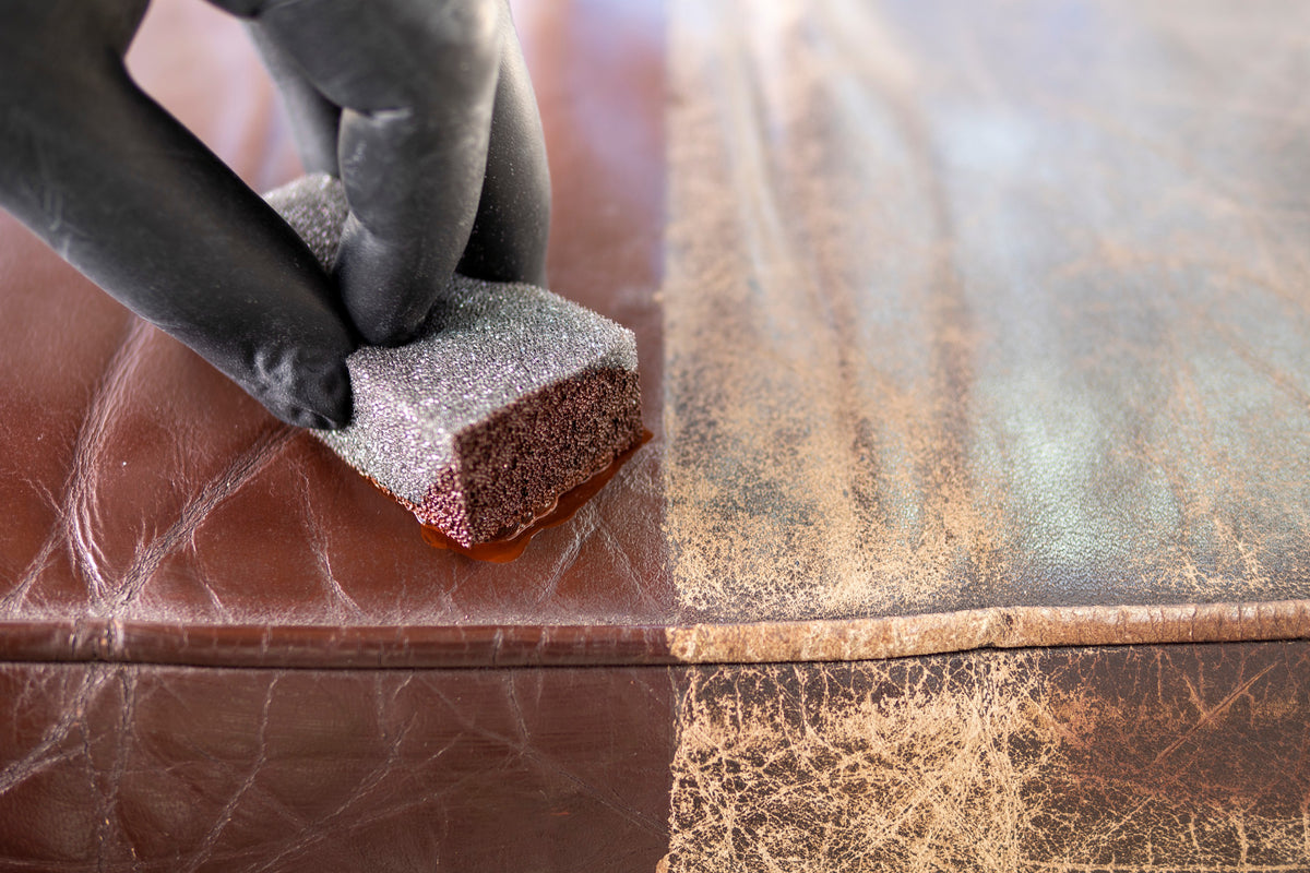 detiiling1.comLOURLOCK brittle leather — cracked brown leather, half of it already refreshed